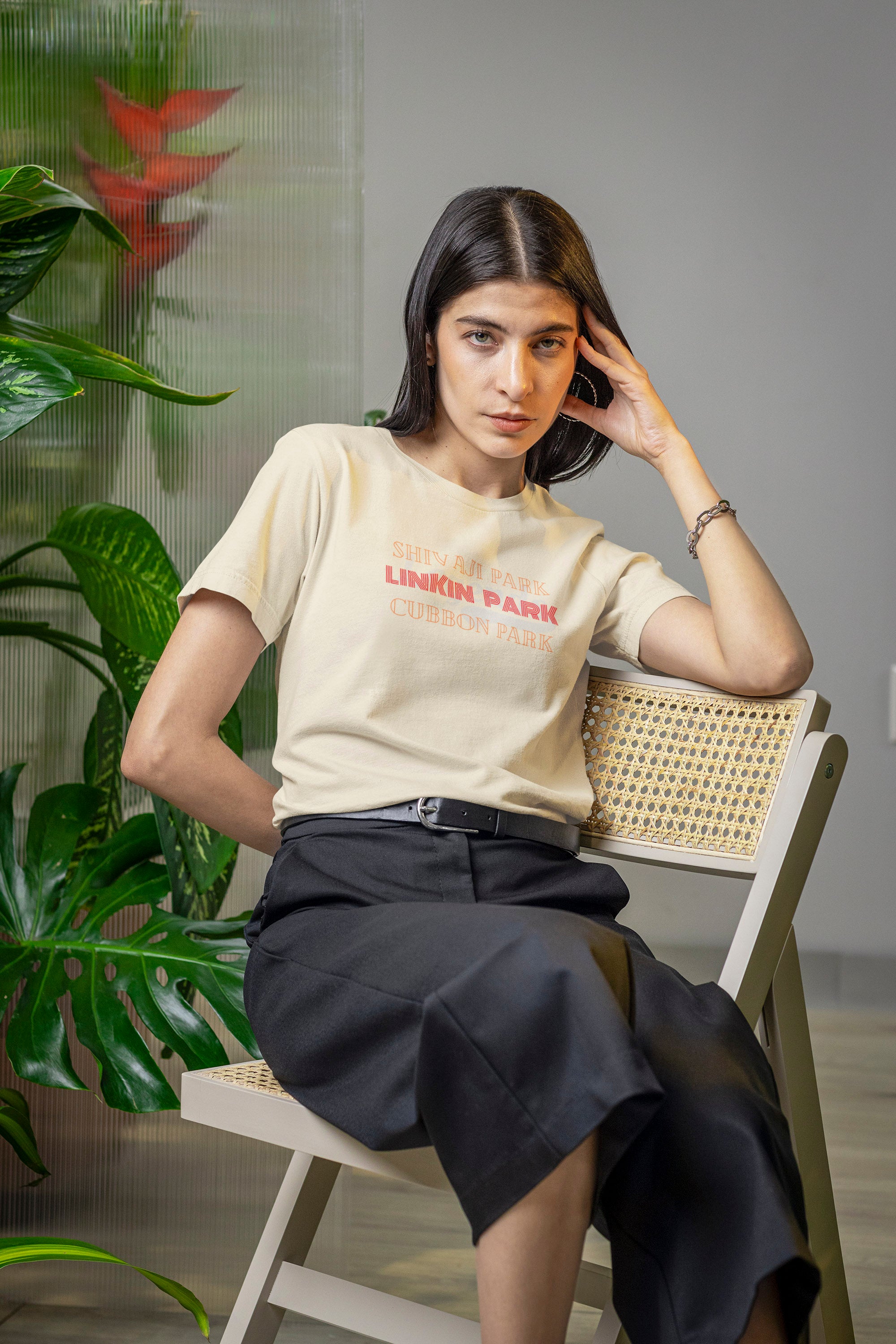 LP Legends - Round Neck Tee | Unisex Fit