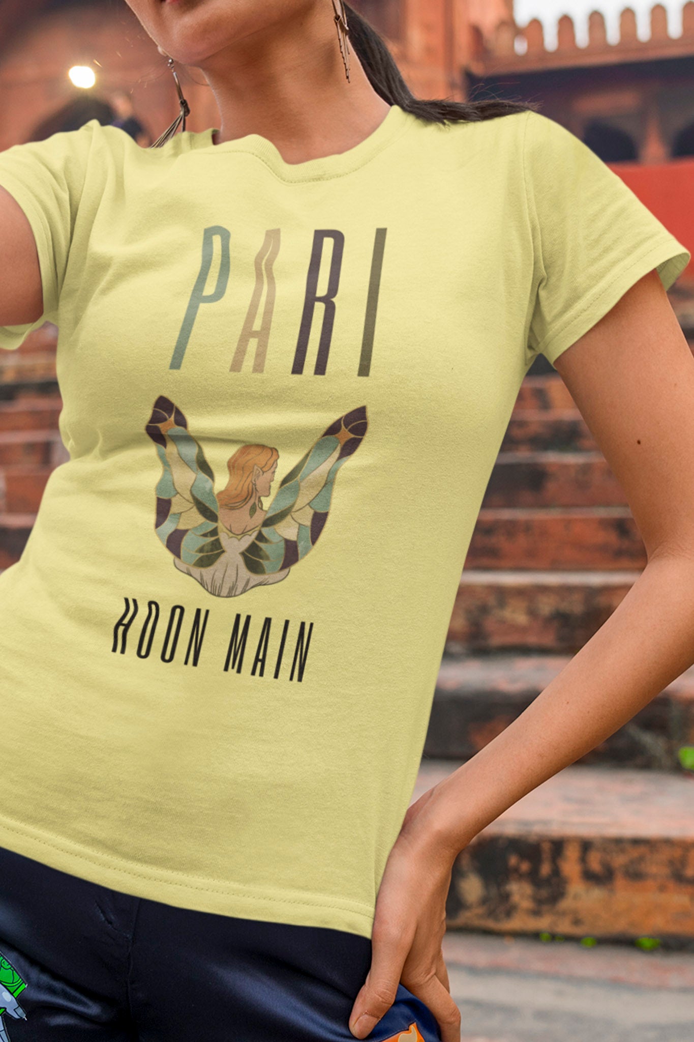Pari - Women's Tee